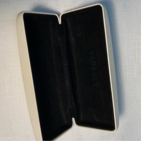 VERSACE glasses case - Picture 2 of 4